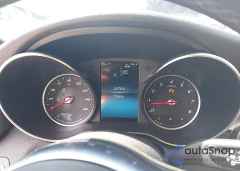 2019 Mercedes-Benz C 300 z USA, uszkodzony, nr VIN 55SWF8DB9KU294424